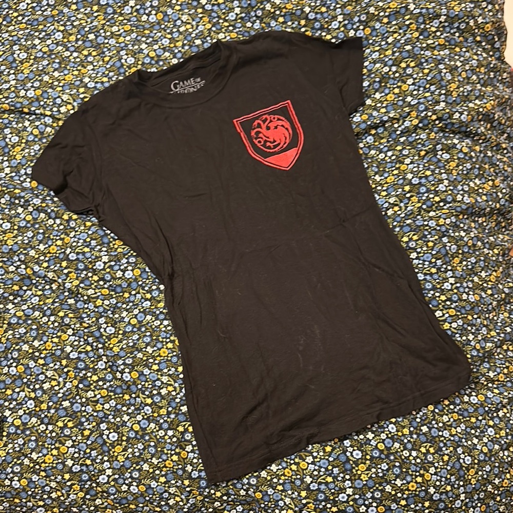 Hot Topic Size XS Targaryen T Shirt
